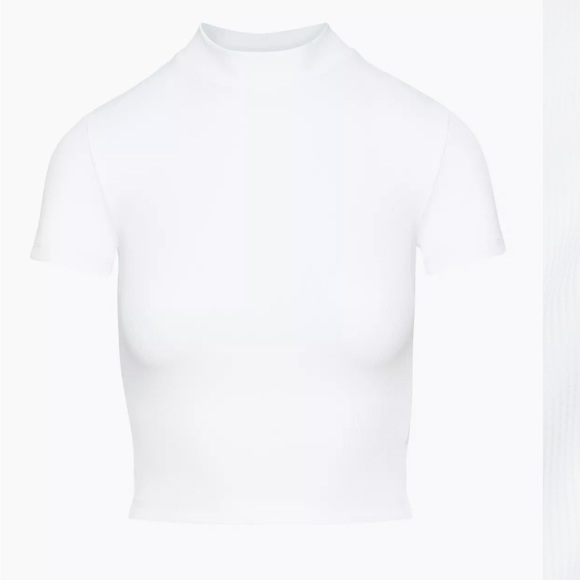 NWOT Aritzia White Mock Neck Tee - Picture 5 of 8
